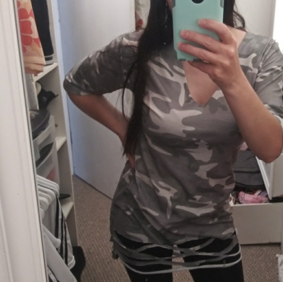 Last one! Camo T-Shirt Dress - Picture 5 of 6